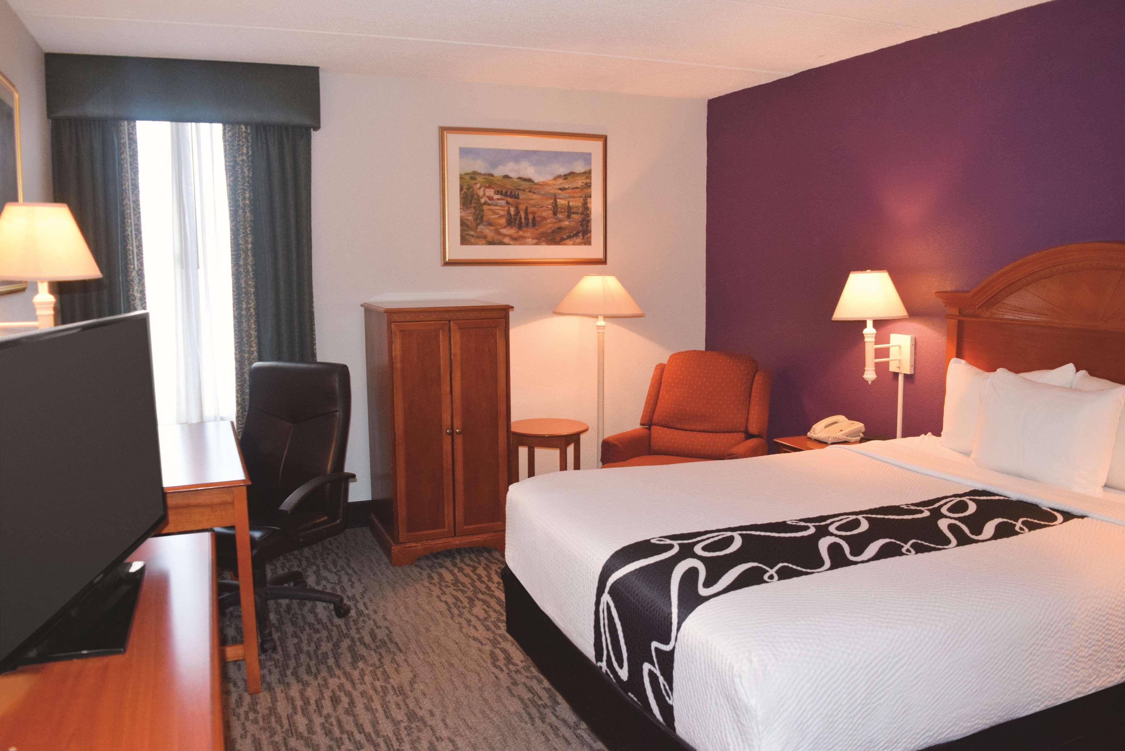 La Quinta Inn By Wyndham Binghamton - Johnson City Экстерьер фото