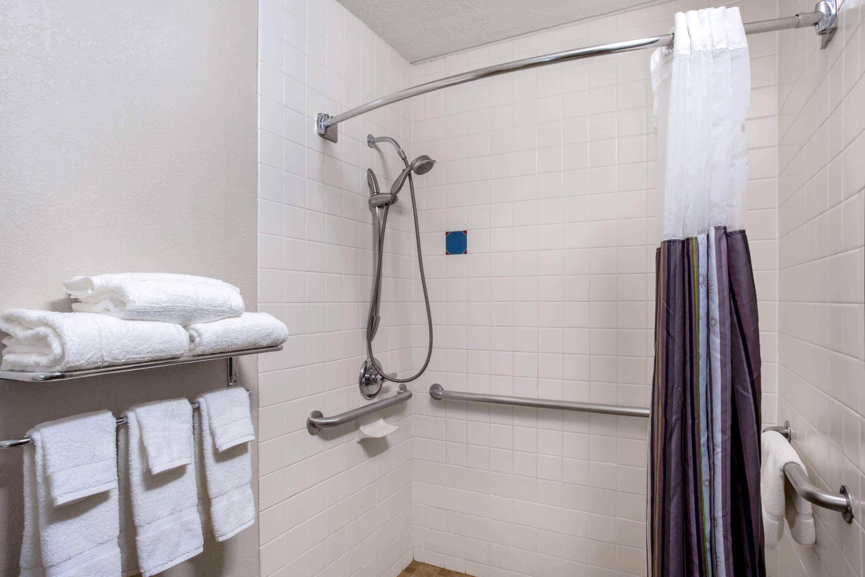 La Quinta Inn By Wyndham Binghamton - Johnson City Экстерьер фото
