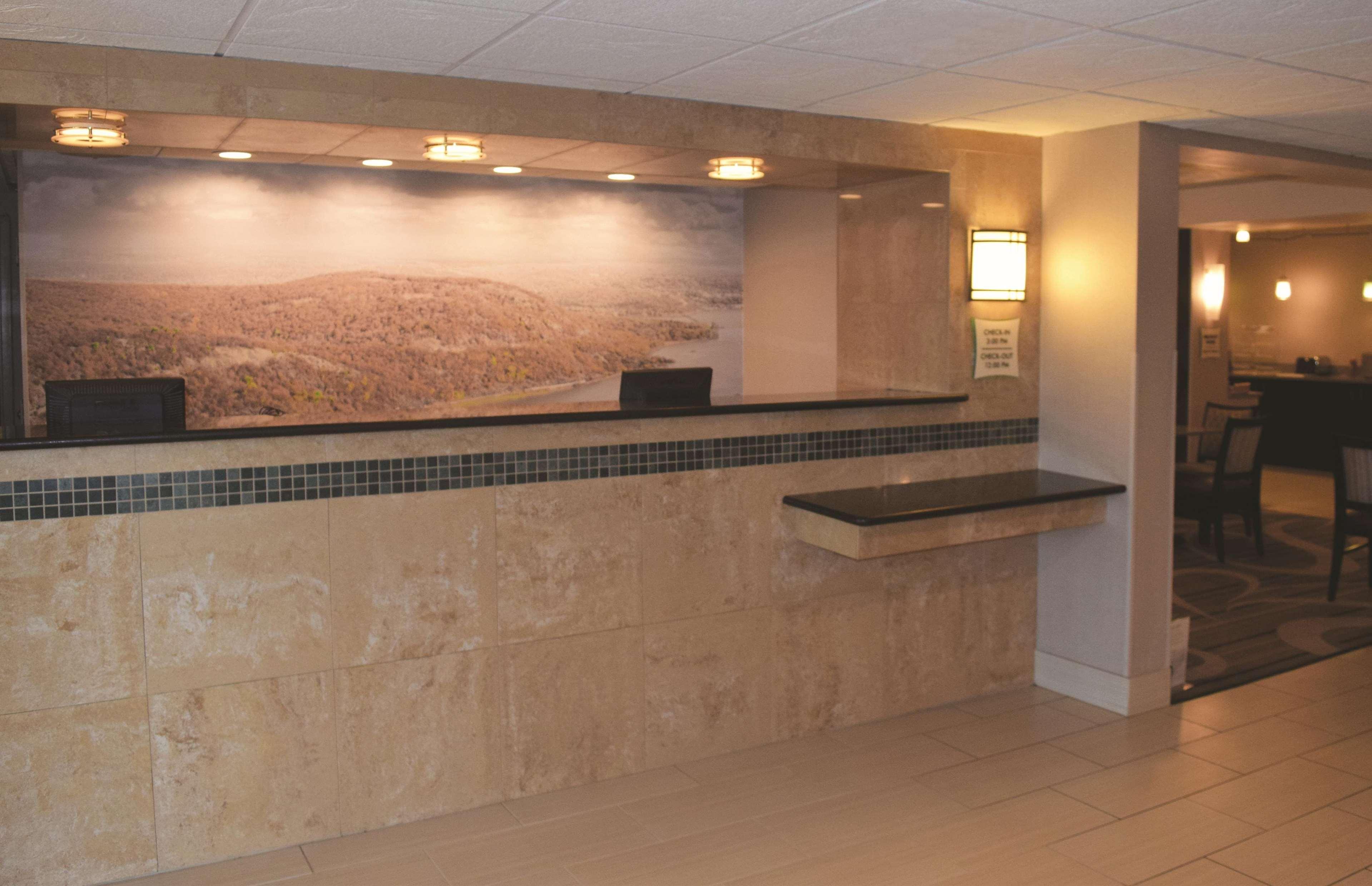 La Quinta Inn By Wyndham Binghamton - Johnson City Экстерьер фото