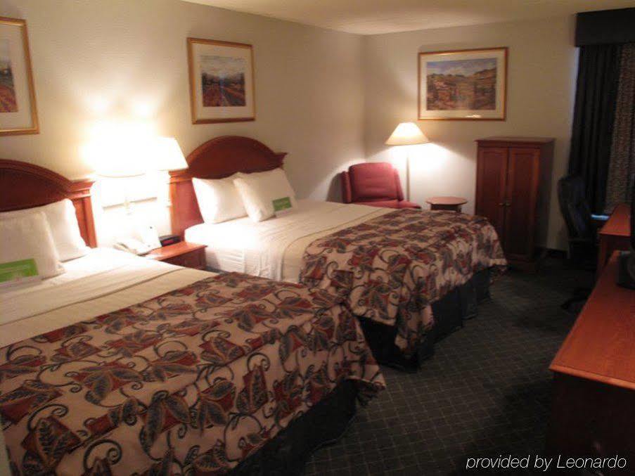 La Quinta Inn By Wyndham Binghamton - Johnson City Экстерьер фото